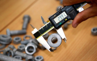 DIGITAL CALIPER